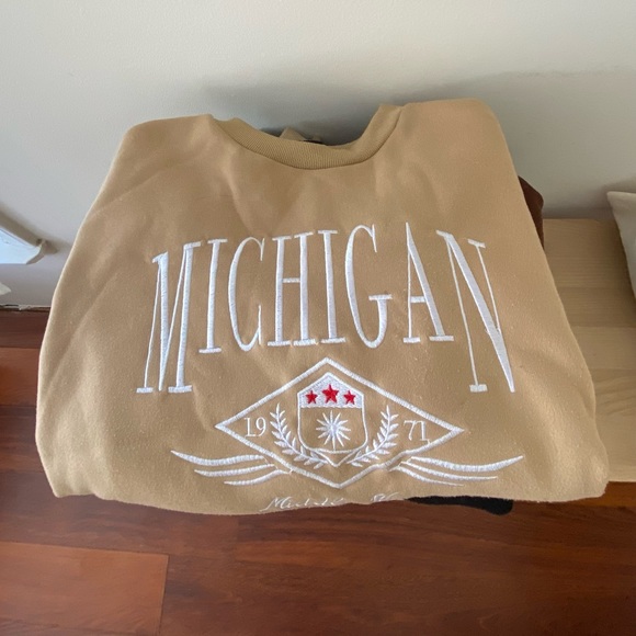 Michigan Letter Graphic Drop Shoulder Sweatshirt - Picture 2 of 3